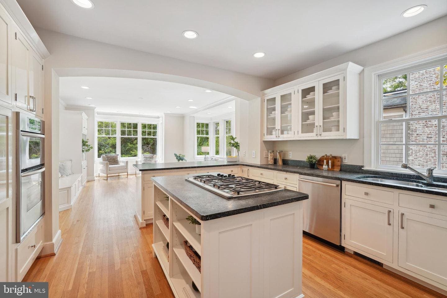 3650 Upton St NW, Washington, DC 20008 — photo 10