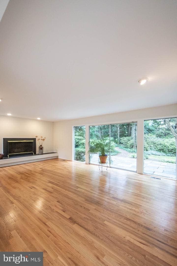9504 Woodington Dr, Potomac, MD 20854 — photo 10