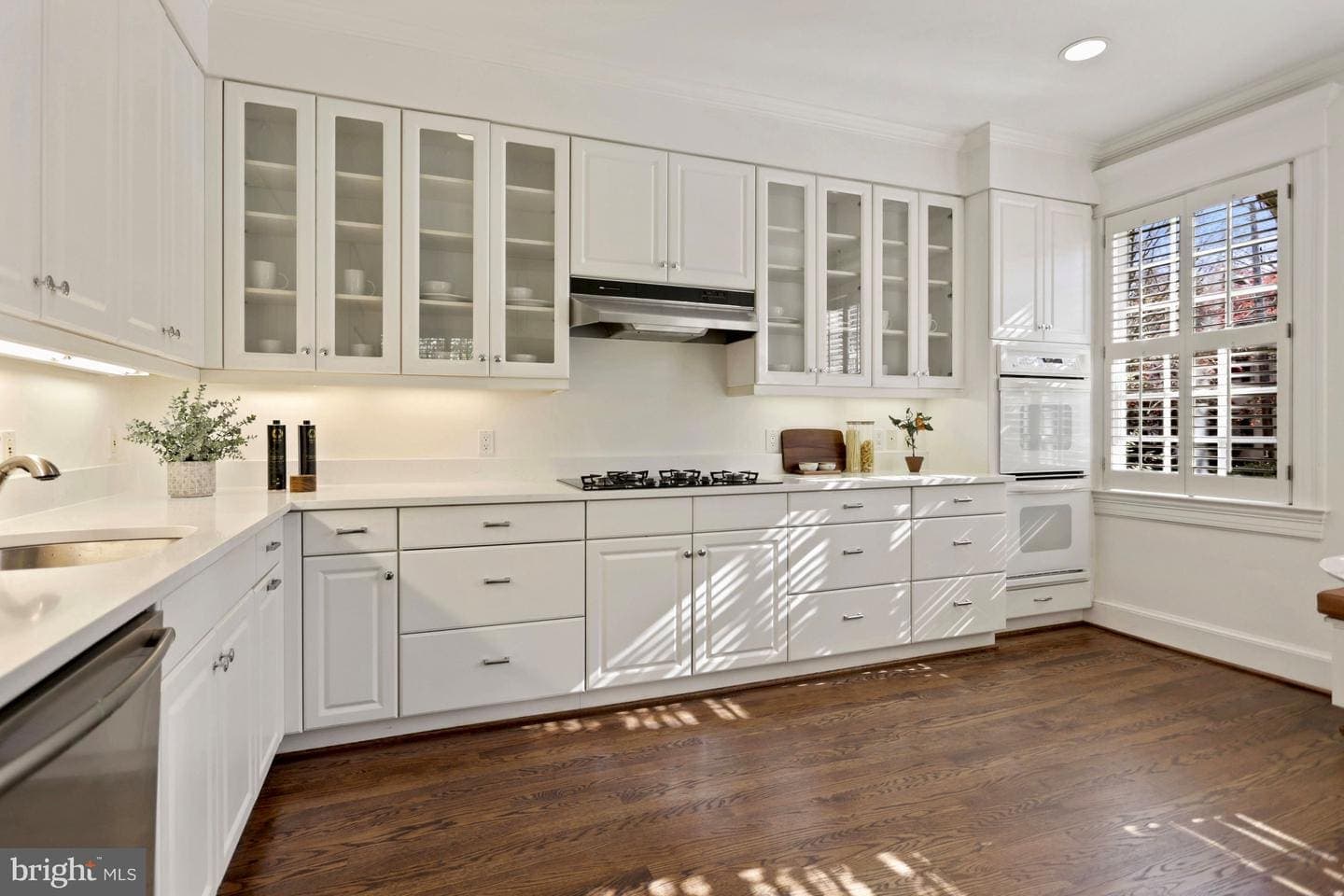 3245 Klingle Rd NW, Washington, DC 20008 — photo 10