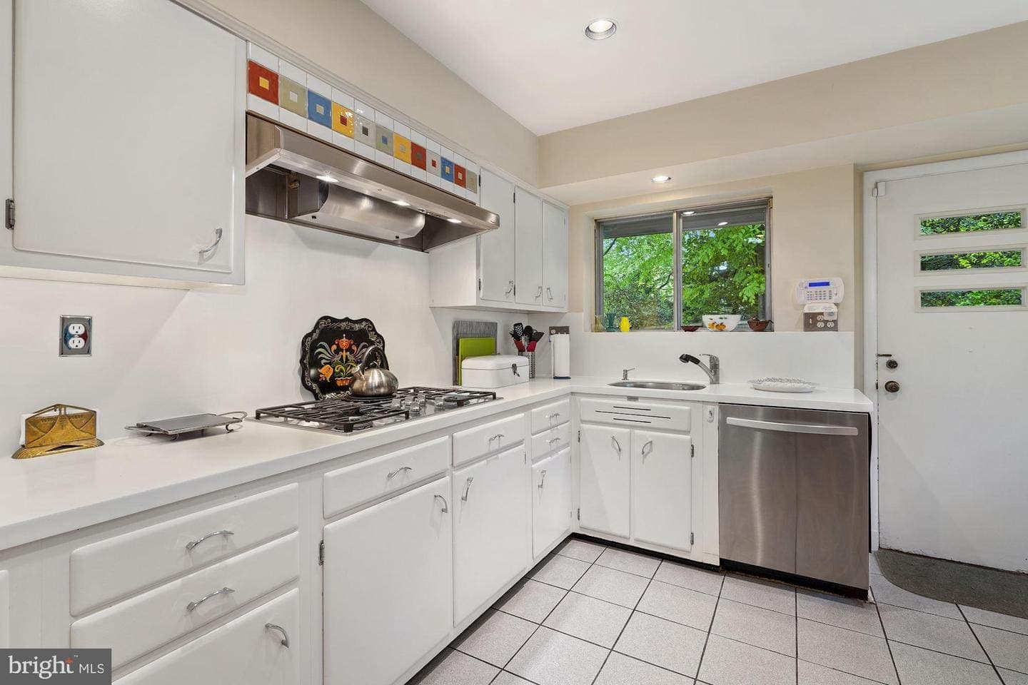 5827 Osceola Rd, Bethesda, MD 20816 — photo 12