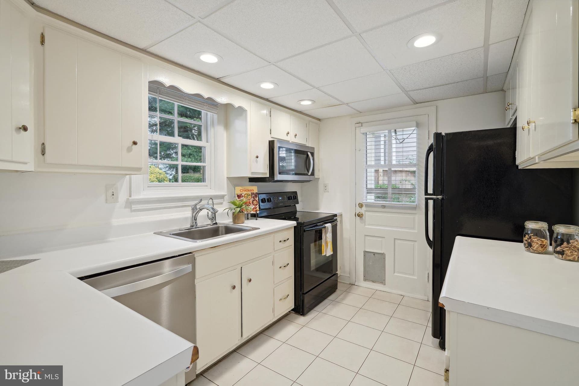 8617 LANCASTER DRIVE, BETHESDA, MD 20814 — photo 9