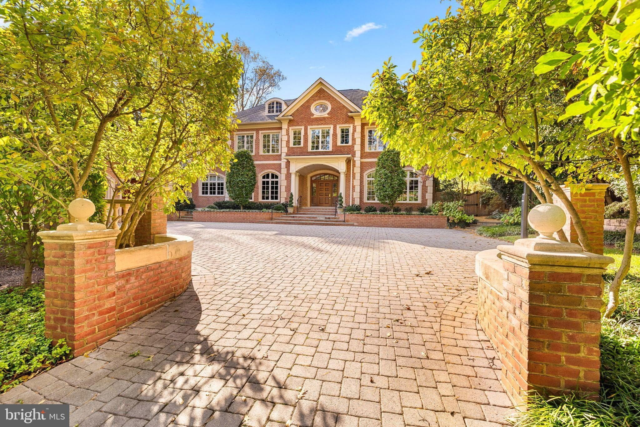 8906 FERNWOOD ROAD, BETHESDA, MD 20817